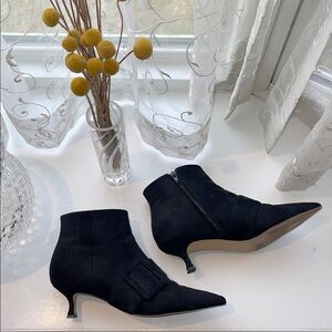 Kitten-heel, black booties, microsuede, Sz 11, pointy toe, side zip, nice buckle